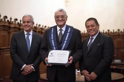 Impulsa BUAP intercambio de ideas para enriquecer la vida académica