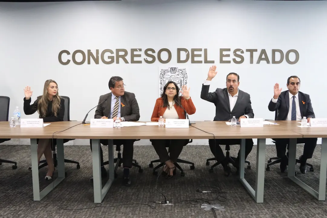 Avala Comisión del Congreso exhorto para considerar a Puebla en el Programa de Regularización de Vehículos Usados de Procedencia Extranjera