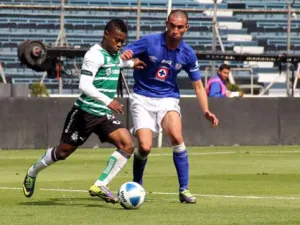 Santos Sub-17 sufre accidente carretero; reportan muerte de médico del equipo