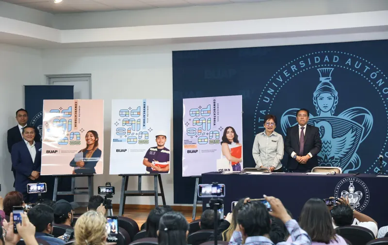 BUAP presenta convocatoria de admisión 2025; examen será 100% en línea