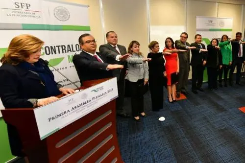 Rinde protesta Rodolfo Sánchez Corro como titular de la Vocería Contralores