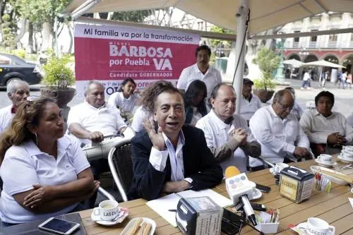 Integrantes de comisión especial de Barbosa contraatacarán la campaña “AMLO sí, Barbosa no”