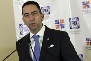 Entrega de televisiones, programa grotesco: Lozano