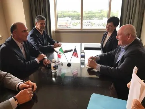 Inicia secretario de agricultura gira de trabajo por Washington, Estados Unidos