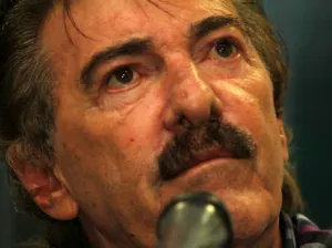 Fiscalía solicita a juez orden de aprehensión contra La Volpe