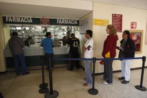 Buscarán que en Puebla haya vales de medicamentos
