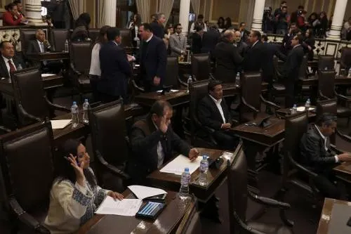 Llega paquete de iniciativas de Gali al Congreso; Plantean crear Centro de Conciliación Laboral