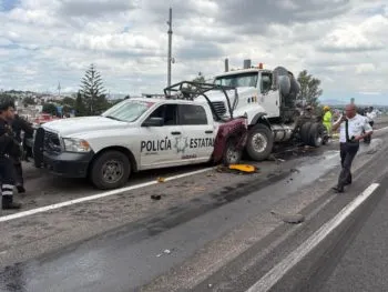 Suman tres muertos tras accidente en la autopista México–Puebla