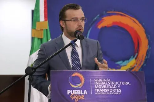 Gobierno aplicó 4 mil 668 millones de pesos para 220 obras en el Estado de Puebla: Albizuri