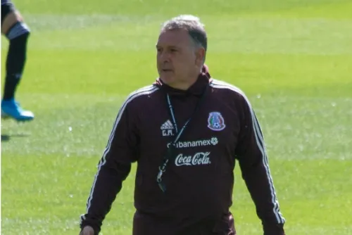 “Tata” Martino convoca a 29 jugadores para concentración