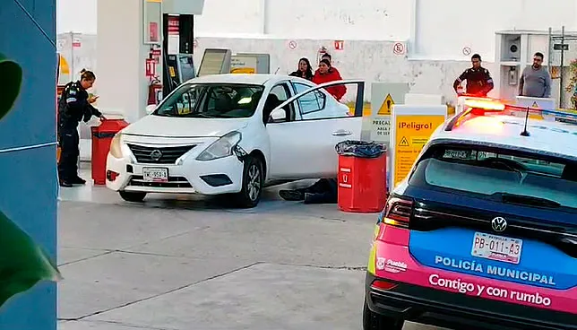 Infarto Deceso Gasolinera Bulevar Esteban De Antunano