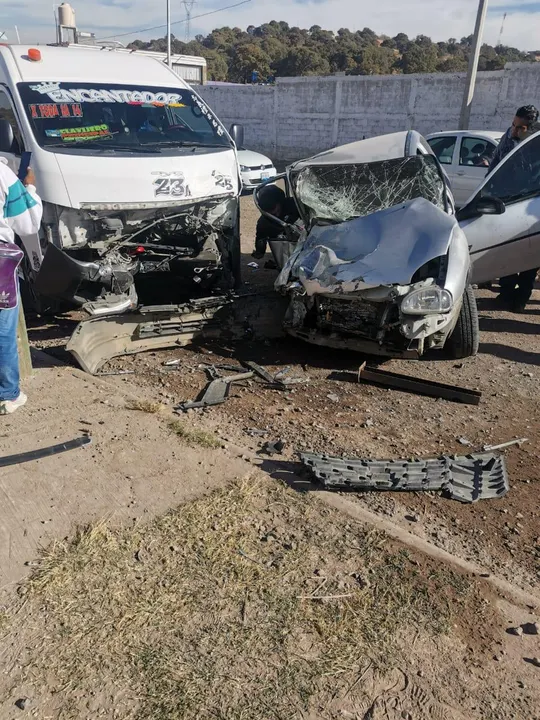 Choque en Bulevar Clavijero deja un lesionado