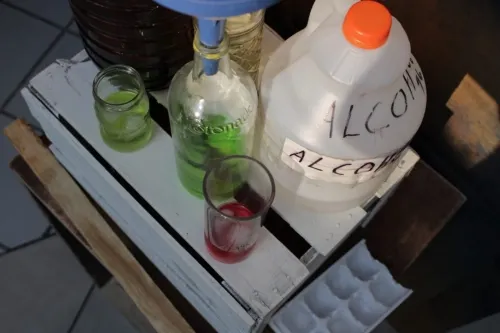 Avanza reforma para inhibir venta de bebidas adulteradas