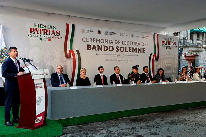 Eduardo Rivera Perez Lectura Bando Solemne Fiestas Patrias