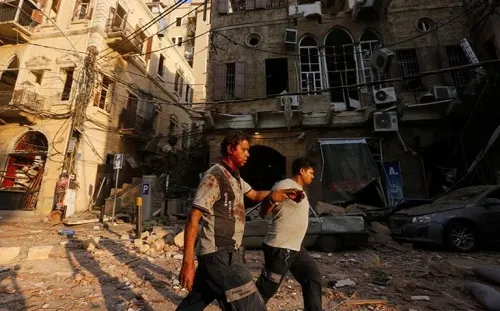 Suman 73 muertos y 3 mil 700 heridos tras explosión en Beirut