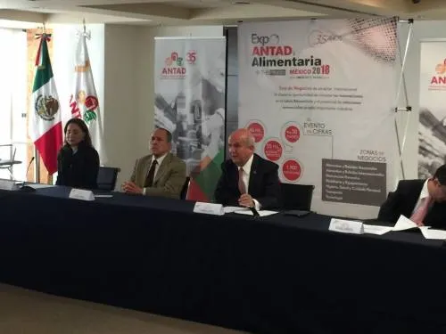 Ventas en autoservicio cayeron 1.5% en 2017: Antad