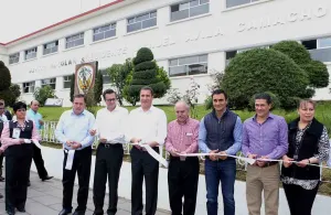 RMV entrega obras de educación y salud por casi 100 mdp en Teziutlán