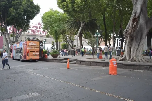 Desaparecen turibuses del zócalo