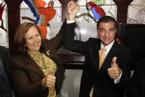 Luego de criticar por años al morenovallismo, Ana Tere se suma a campaña de Gali