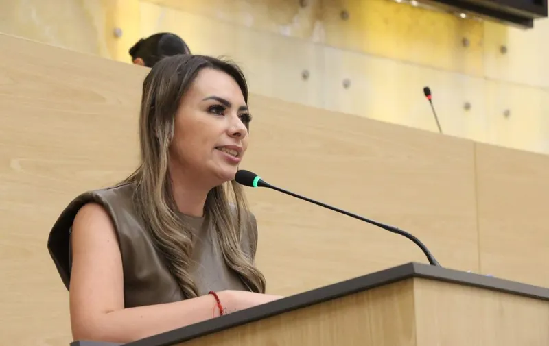 Presenta la diputada María Fernanda de la Barreda su Segundo Informe de Actividades; destaca propuestas en protección de la niñez y bienestar de las familias
