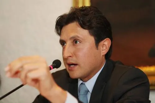 ¿Cómo definir un interino en medio de la barbarie?