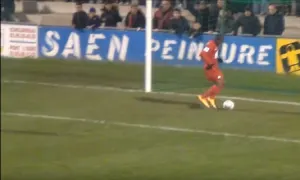 VIDEO: El polémico gol que desata la furia de los rivales