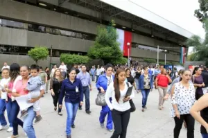 Inicia Simulacro Nacional con sonido de Alarma Sísmica