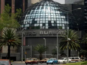 La Bolsa Mexicana opera con descenso