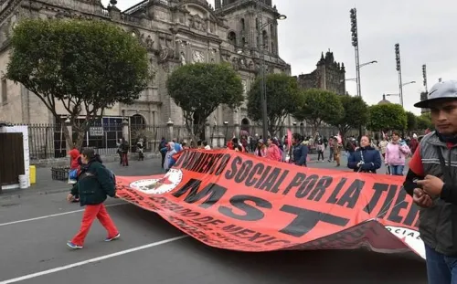Campesinos convocan a paro nacional, bloquearán 300 puntos carreteros