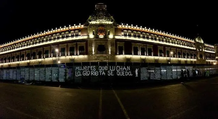 Palacio Nacional amurallado