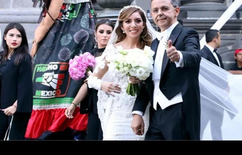 Dulce Silva, la de la boda fifí, podría construirse una fastuosa residencia en La Vista