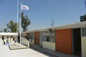Escuelas al CIEN, sin recorte presupuestal en 2017