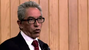 Designan en Michoacán a gobernador interino