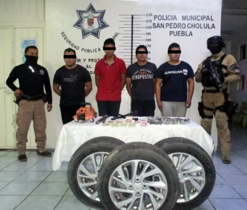 Detiene policía de San Pedro Cholula a 4 presuntos ladrones