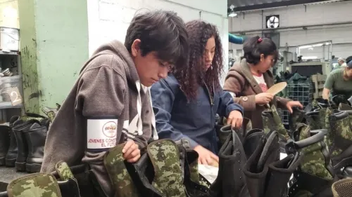 Esto es lo que aumentará beca ‘Jóvenes Construyendo el Futuro’ para 2020