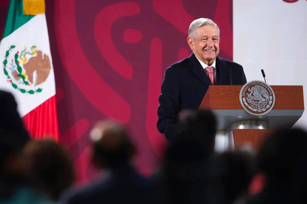 AMLO celebra que Salinas Pliego pagara su deuda fiscal que ascendía a 2,722 mdp