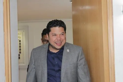 Niega Biestro cónclave de diputados de Morena para el tema de la gubernatura interina de Puebla