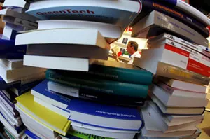 Impartirán curso de literatura contemporánea en CCU BUAP