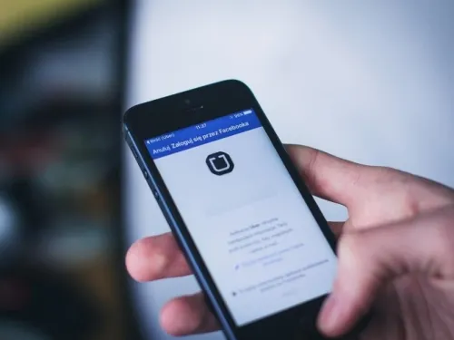 Conductoras de Uber podrán aceptar viajes solo de mujeres
