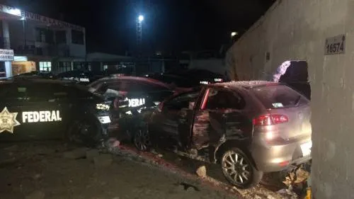 Alcoholizado choca contra destacamento de la Policía Federal