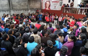 Mujeres de Teziutlán respaldan y apoyan a Nancy de la Sierra