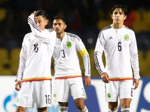 Desvían vuelo del Tricolor sub 17 por banco de niebla en AICM
