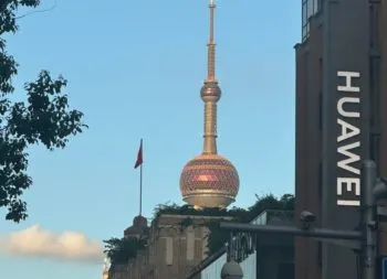 Huawei llega a juicio en Estados Unidos por acusaciones de robo tecnológico y fraude