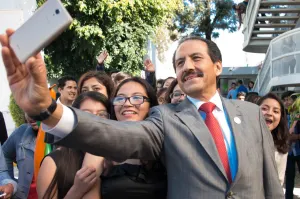 Celebra la BUAP resultados destacados de la prepa 2 de octubre