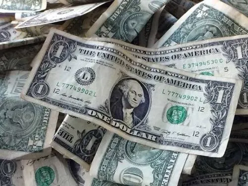 Venezuela activa nuevo sistema comercial que excluye al dólar