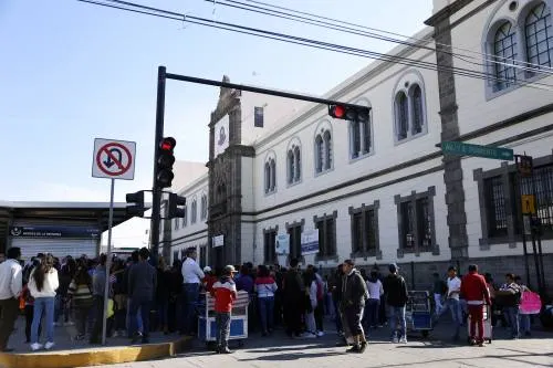 Padres de la Escuela Héroes de Reforma insisten en que no sea demolida