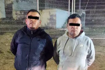Detienen a dos policías municipales por robo a casa habitación en Galaxia La Calera