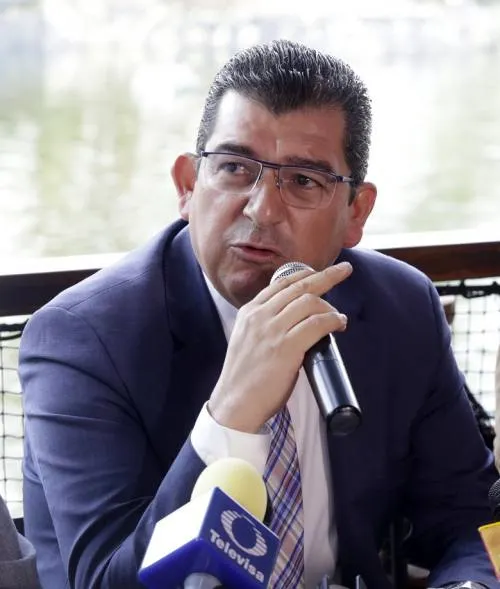 Coparmex sería la opción si se quiere formar un sindicato de choferes de UBER