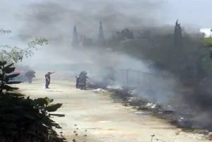 Bomberos, en distintas acciones, sofocaron dos incendios