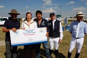 SEDIF encabeza encuentro ecuestre a favor de Beca un Niño Indígena